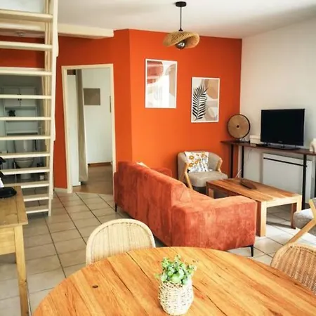 Duplex 2 Avec Jardin 15 Mn De Bayonne A * Urt
